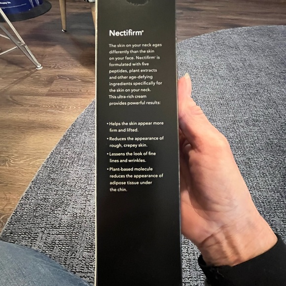 REVISION Nectifirm 8 fl oz - Picture 3 of 4